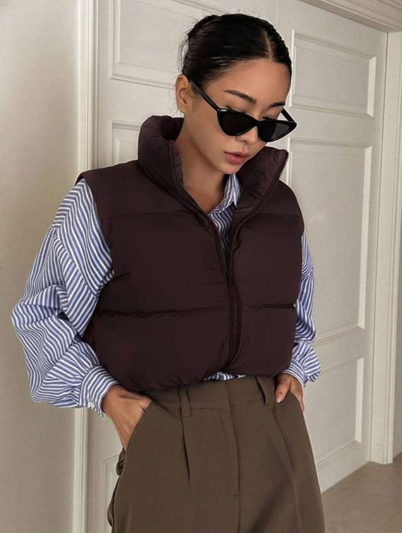 women solid sleeveless puffer jacket - 22228944 -  Standard Image - 4