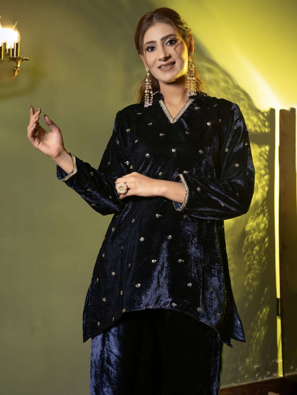 women solid with work long sleeve kurta palazzo set  - 22229794 -  Standard Image - 4