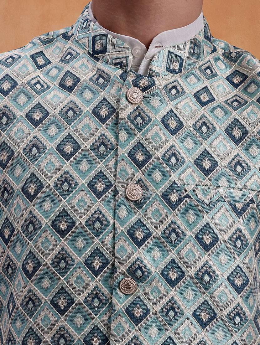 men solid mandarin neck kurta pyjama with jacket ethnic wear set - 22229838 -  Standard Image - 4