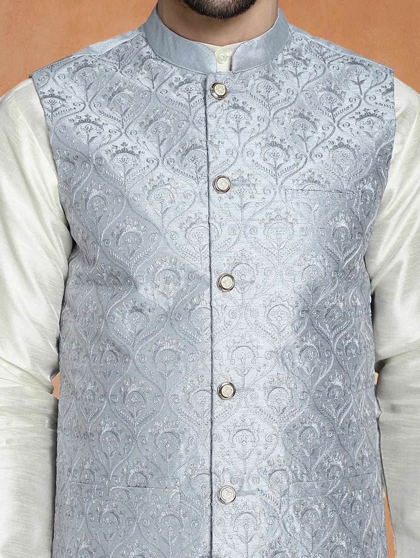 men solid mandarin neck kurta pyjama with jacket ethnic wear set - 22229847 -  Standard Image - 4