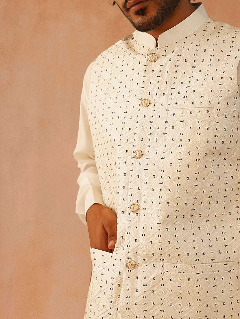 men solid mandarin neck kurta pyjama with jacket ethnic wear set - 22229864 -  Standard Image - 4