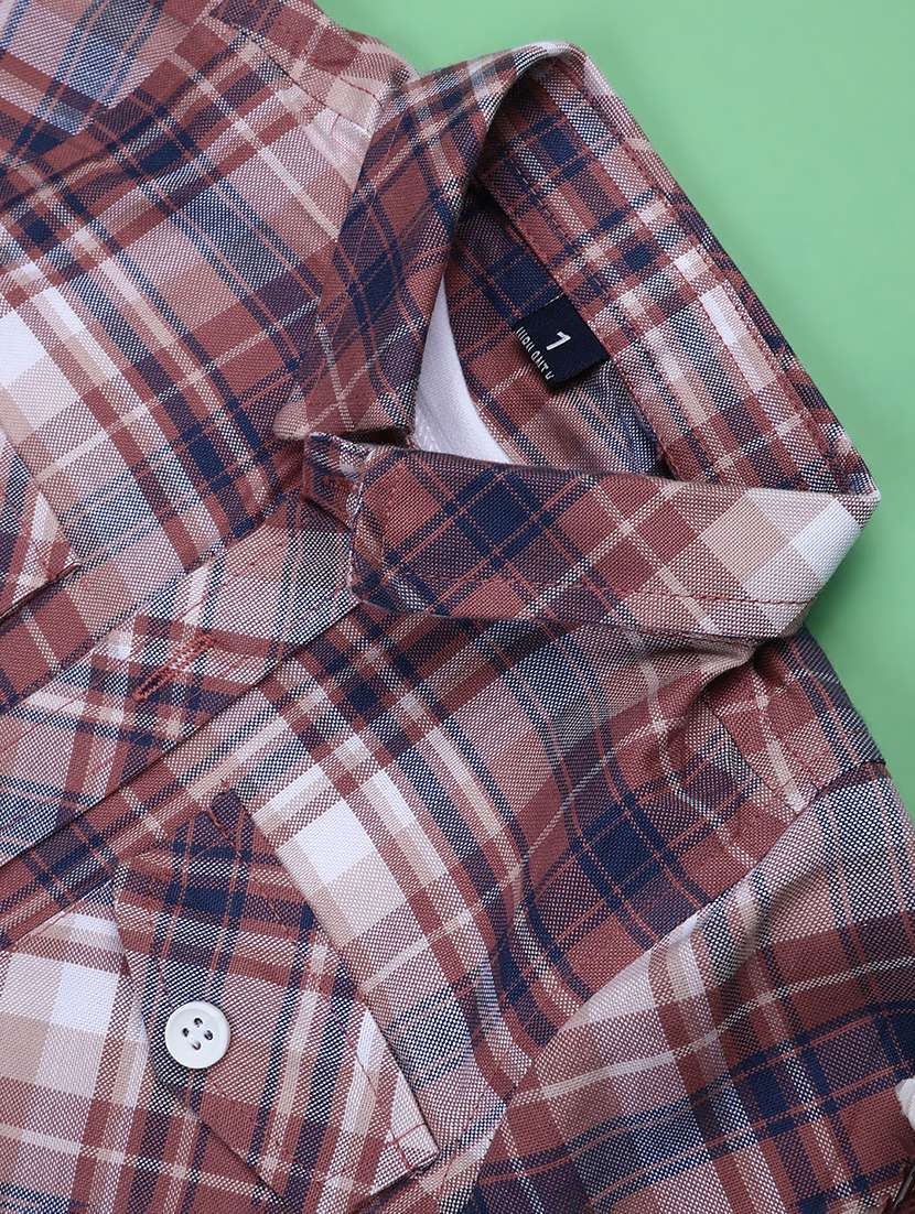 boys checkered shirt and shorts co-ord set - 22230226 -  Standard Image - 4