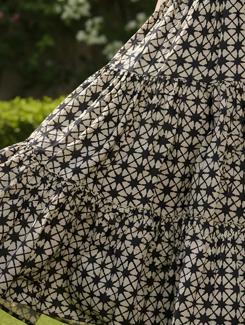 women printed mid rise tiered maxi skirt - 22230797 -  Standard Image - 4