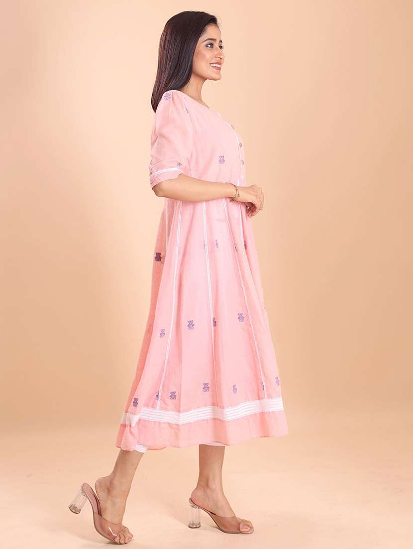 women self design three quarter sleeve a-line kurta - 22231258 -  Standard Image - 1