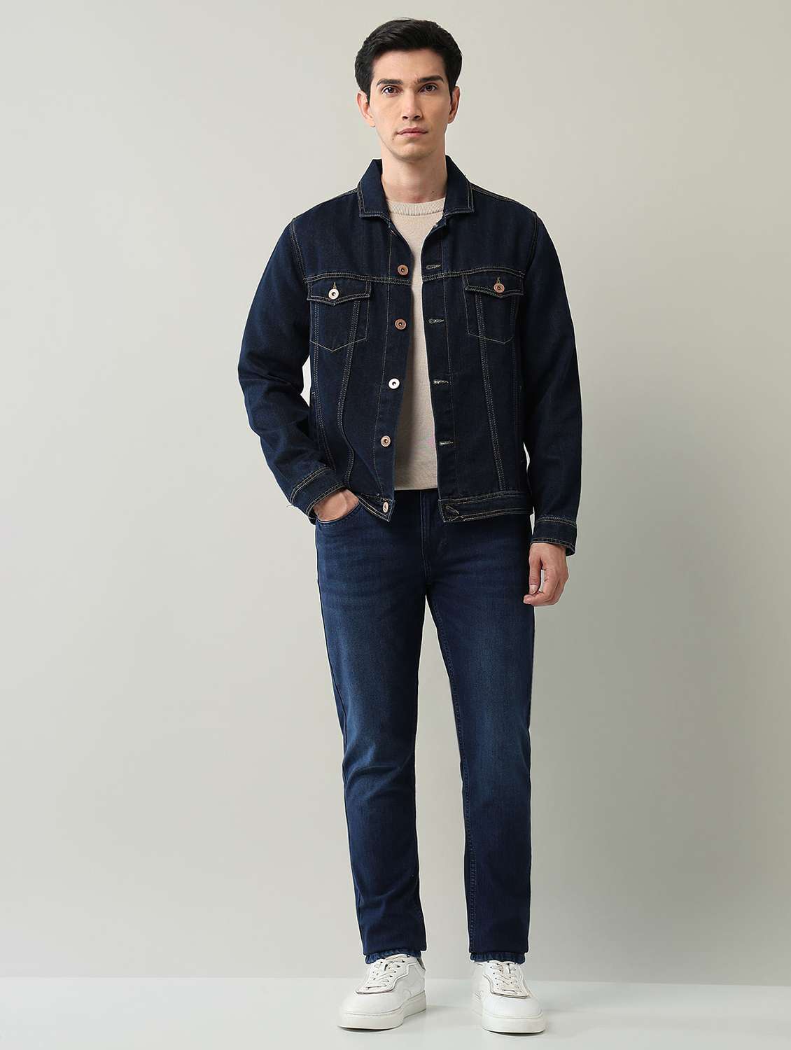 men washed high rise full length jeans - 22231382 -  Standard Image - 4