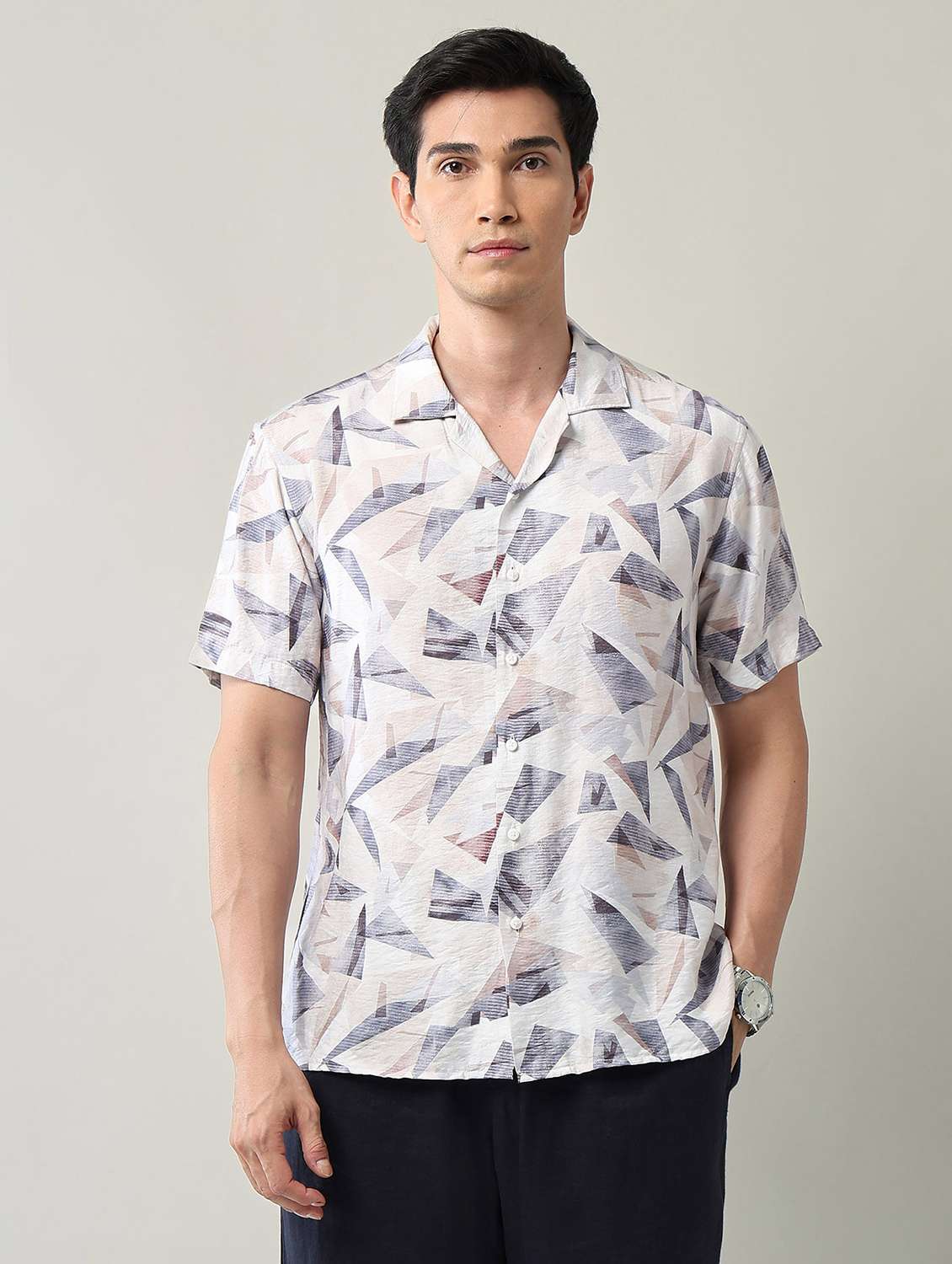 men printed short sleeve regular fit casual shirt - 22231402 -  Standard Image - 1