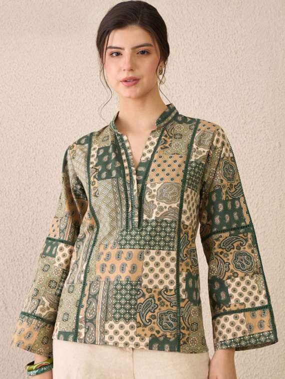 women printed bell sleeve straight top - 22231479 -  Standard Image - 1