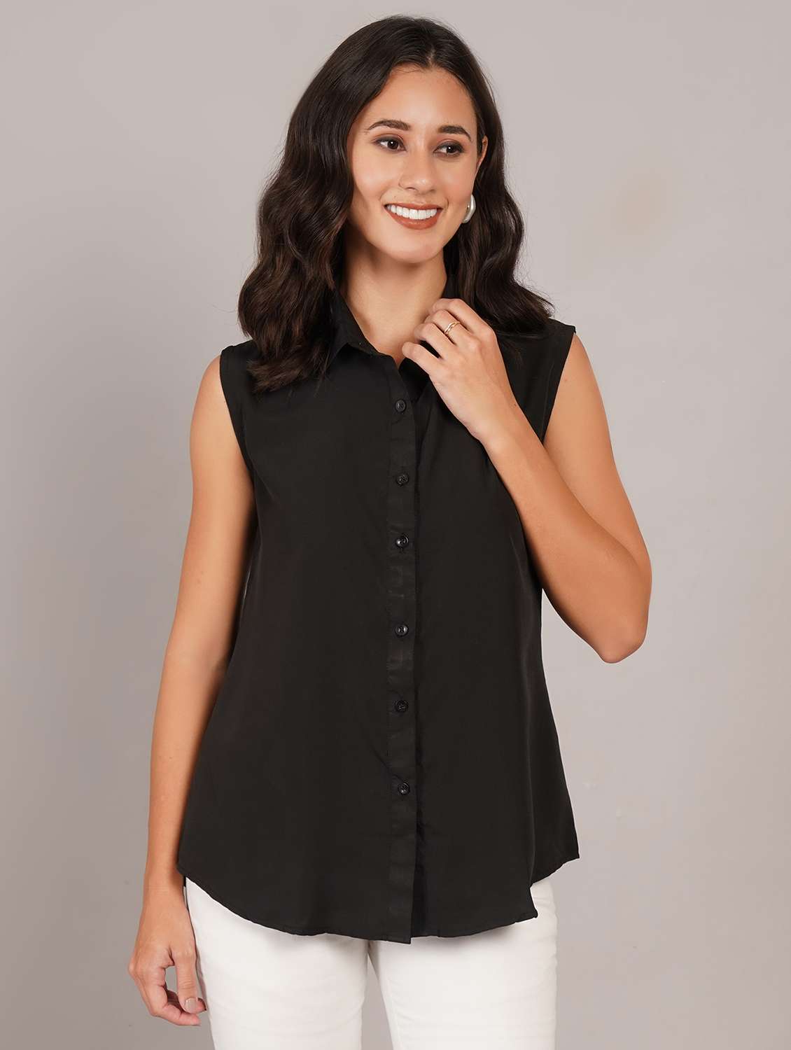 women solid sleeveless regular fit shirt