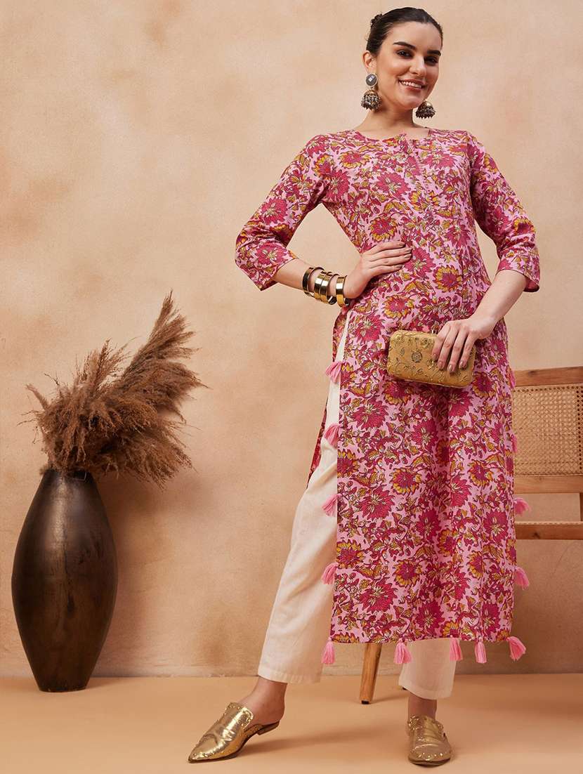 women floral three quarter sleeve straight kurta