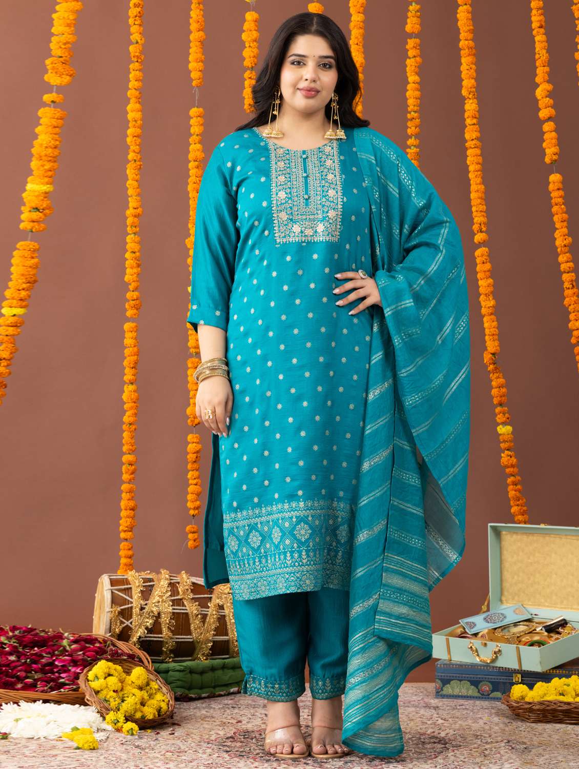 women plus size three quarter sleeve kurta pant with dupatta set