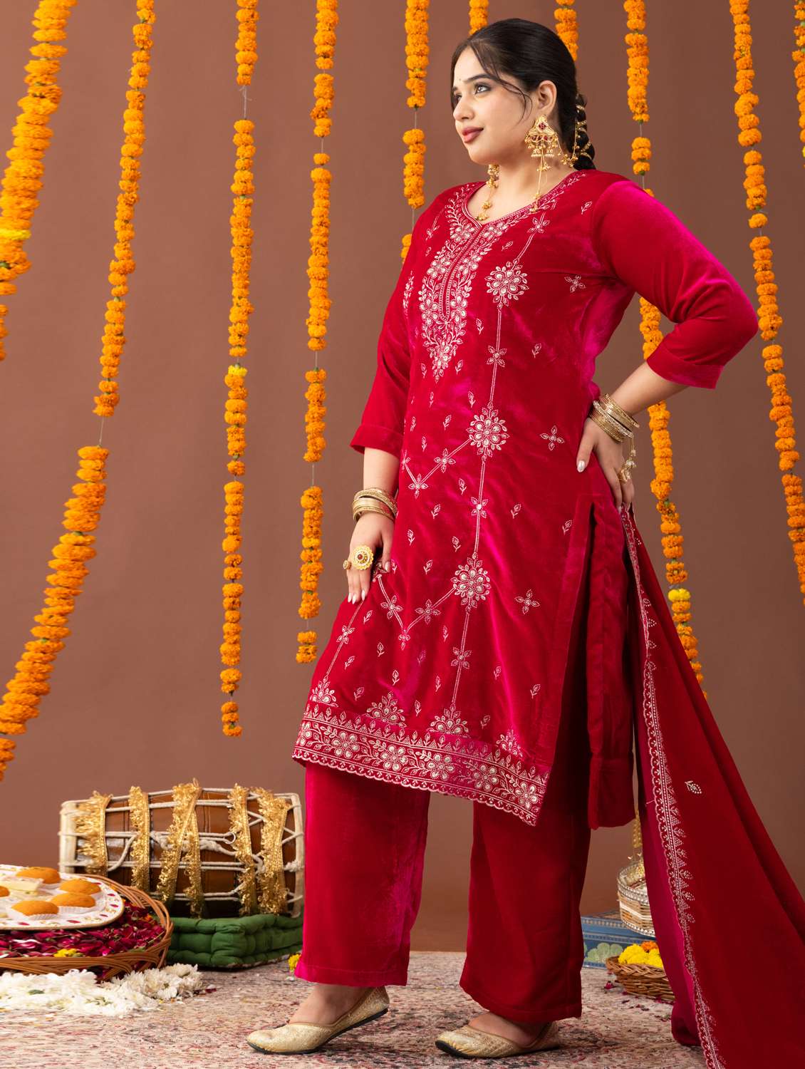 women plus size three quarter sleeve kurta pant with dupatta set - 22238783 -  Standard Image - 1