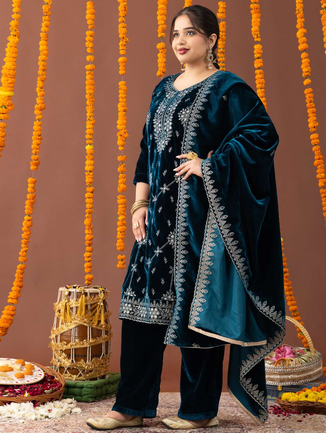 women plus size three quarter sleeve kurta pant with dupatta set - 22238784 -  Standard Image - 1