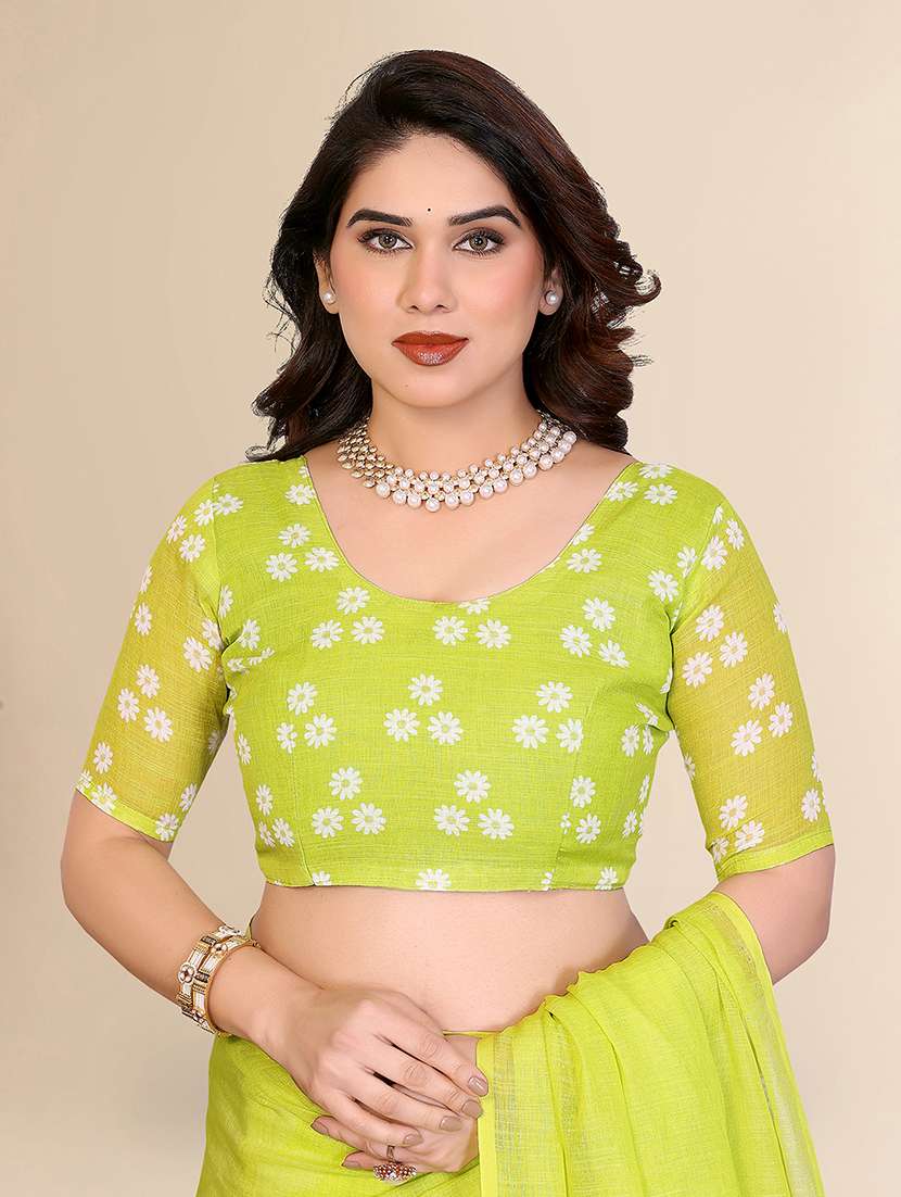 women floral printed saree with blouse - 22238880 -  Standard Image - 4