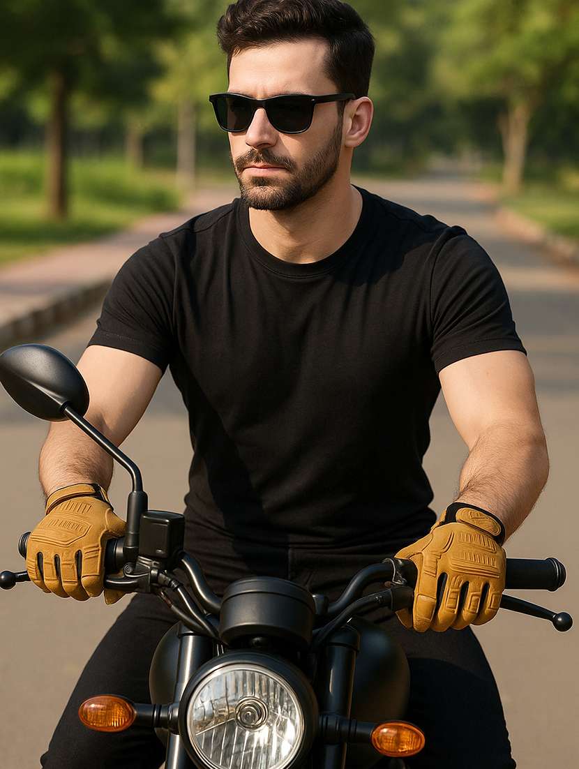 men half finger tactical gloves - 22239099 -  Standard Image - 1