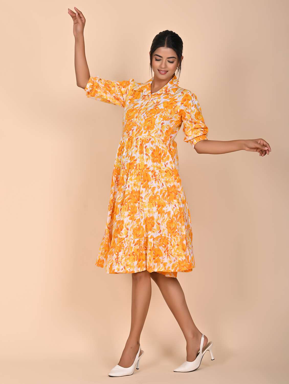 women printed three quarter slevee tiered dress - 22239283 -  Standard Image - 4