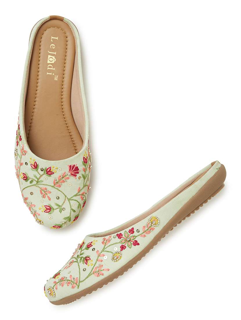 women embroidered slip on mojari - 22239326 -  Standard Image - 1