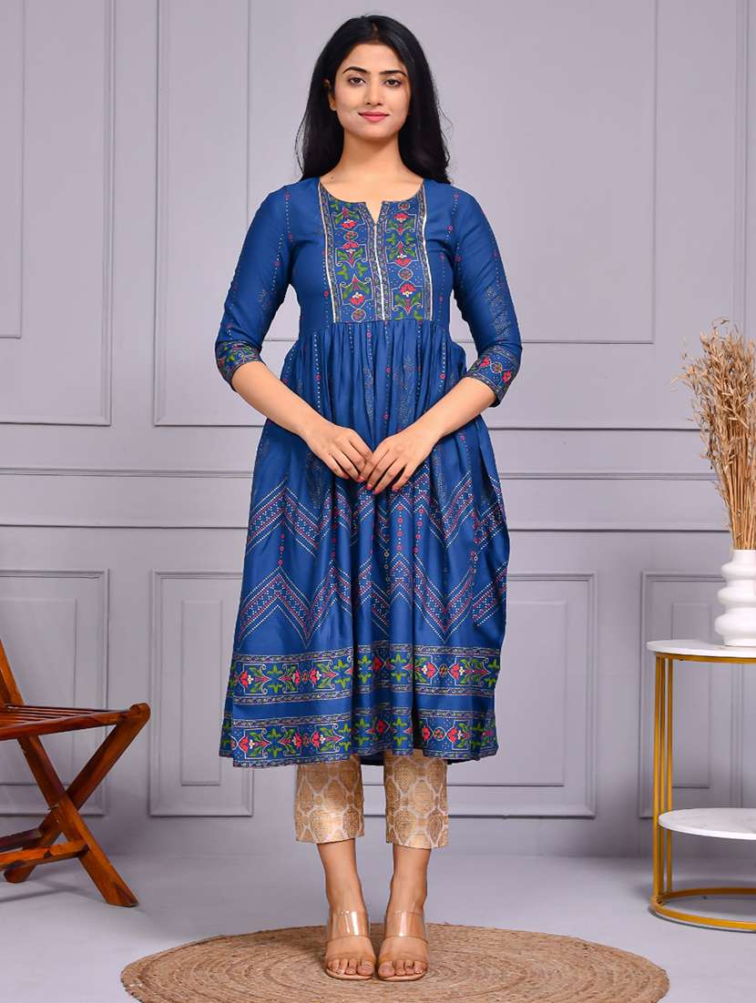 women printed three quarter sleeve flared kurta