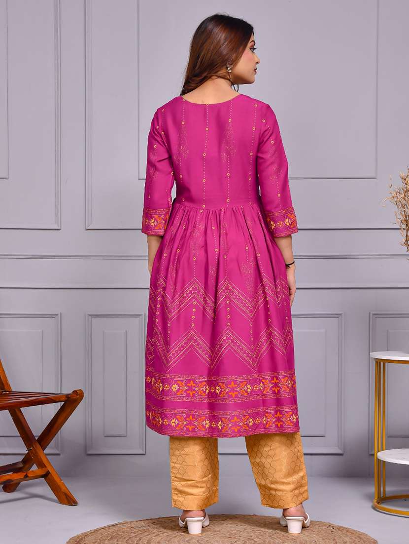 women printed three quarter sleeve flared kurta - 22239686 -  Standard Image - 4