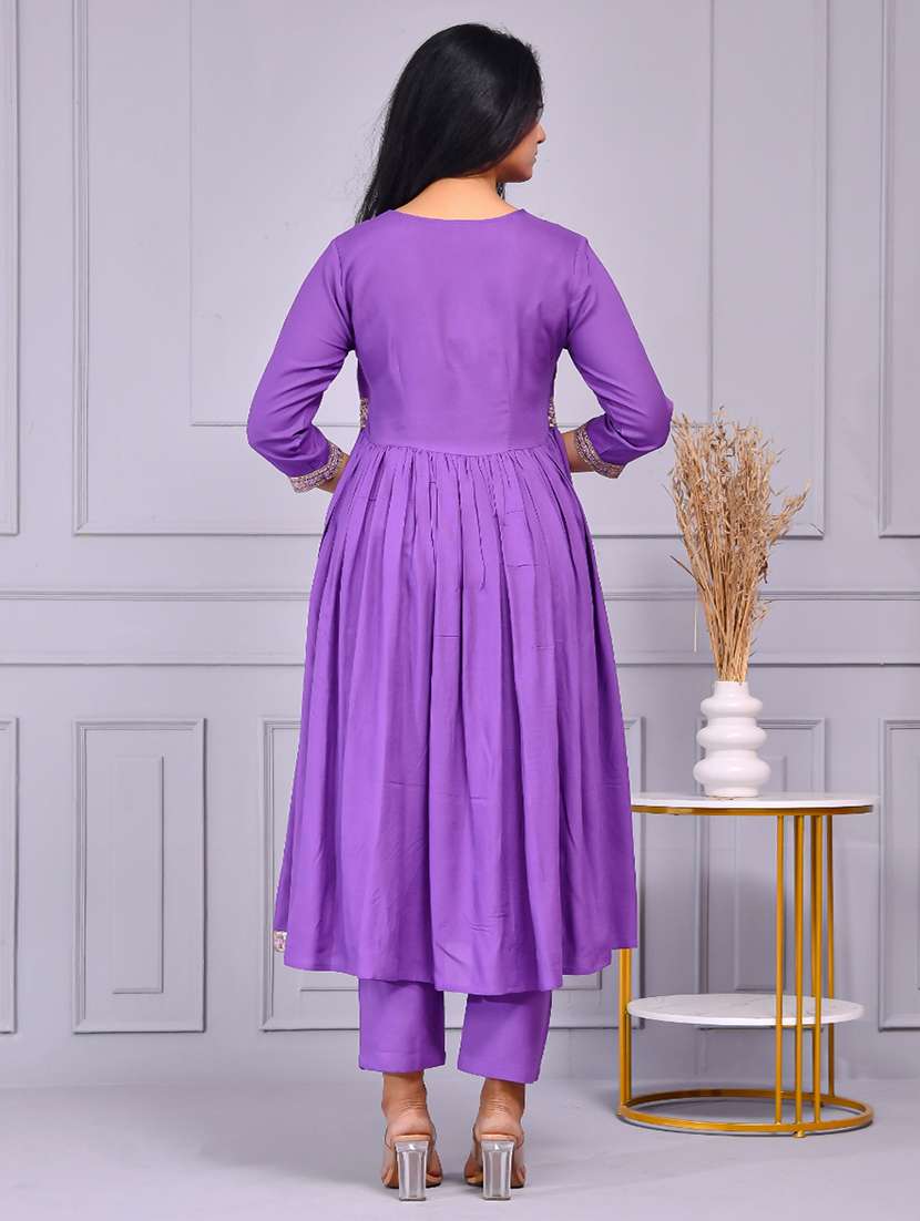 women solid with work three quarter sleeve flared kurta - 22239689 -  Standard Image - 4