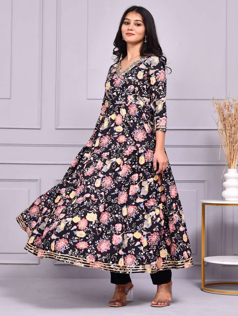 women floral three quarter sleeve flared kurta - 22239691 -  Standard Image - 1