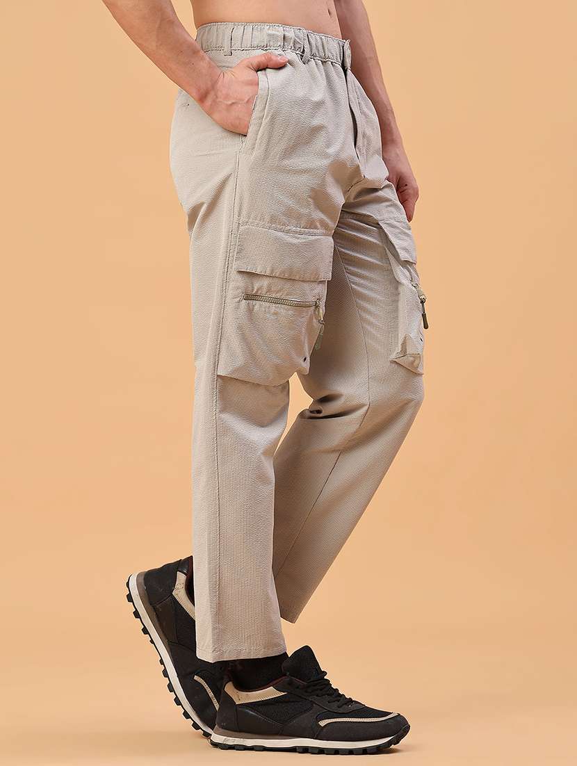 men solid mid rise regular fit cargo - 22239921 -  Standard Image - 1