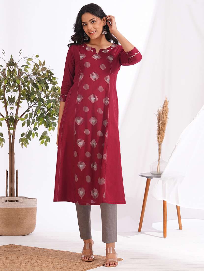 women self design three quarter sleeve a-line kurta