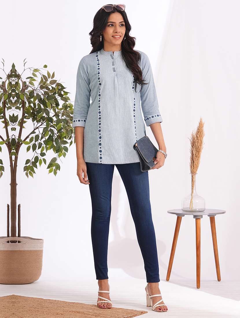 women striped three quarter sleeve straight kurti - 22240429 -  Standard Image - 4