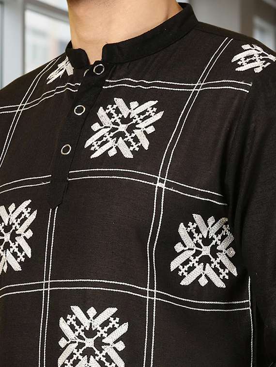 men solid with work mandarin neck long kurta - 22240660 -  Standard Image - 4