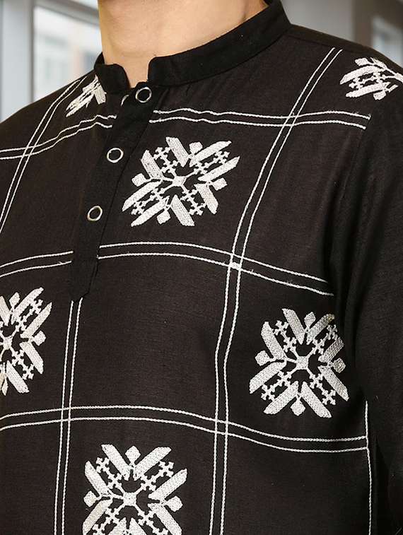 men solid with work mandarin neck short kurta - 22240664 -  Standard Image - 4