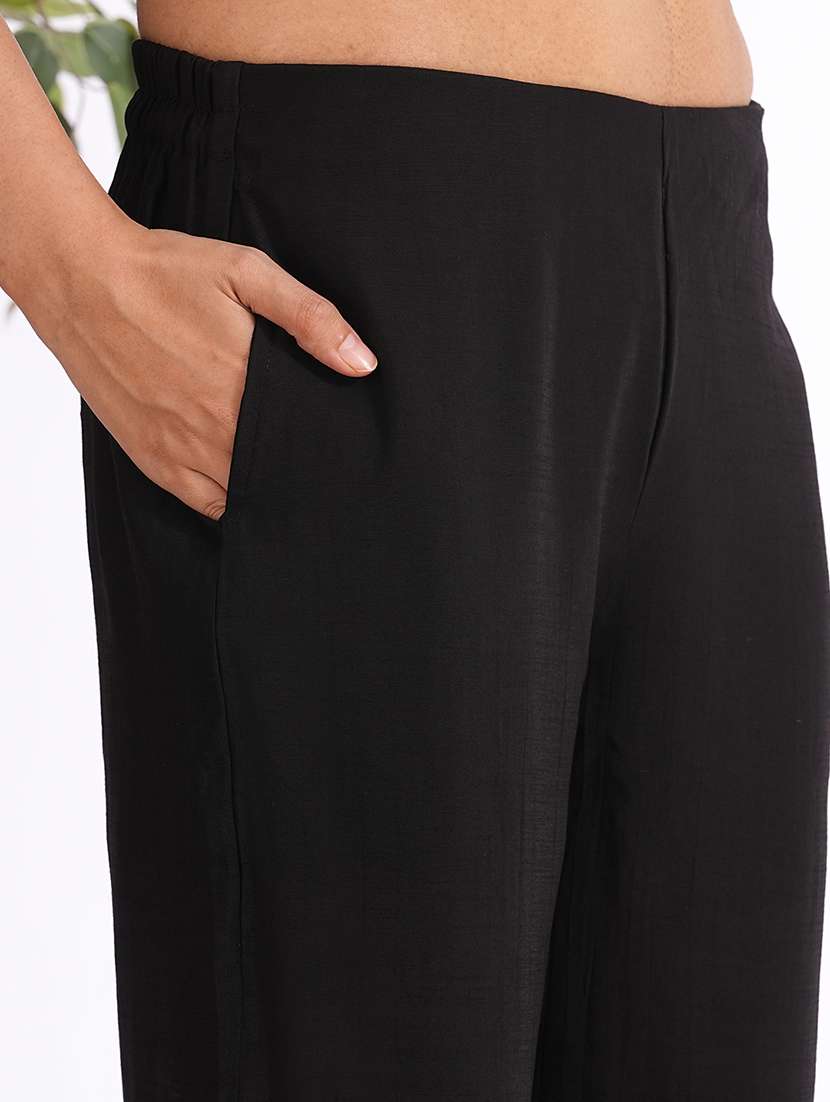 Women Solid With Work Three Quarter Sleeve Kurta Pant Set - 22240949 -  Standard Image - 6