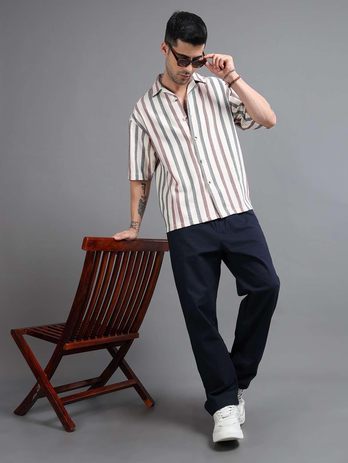 men striped short sleeve loose fit casual shirt - 22240963 -  Standard Image - 4