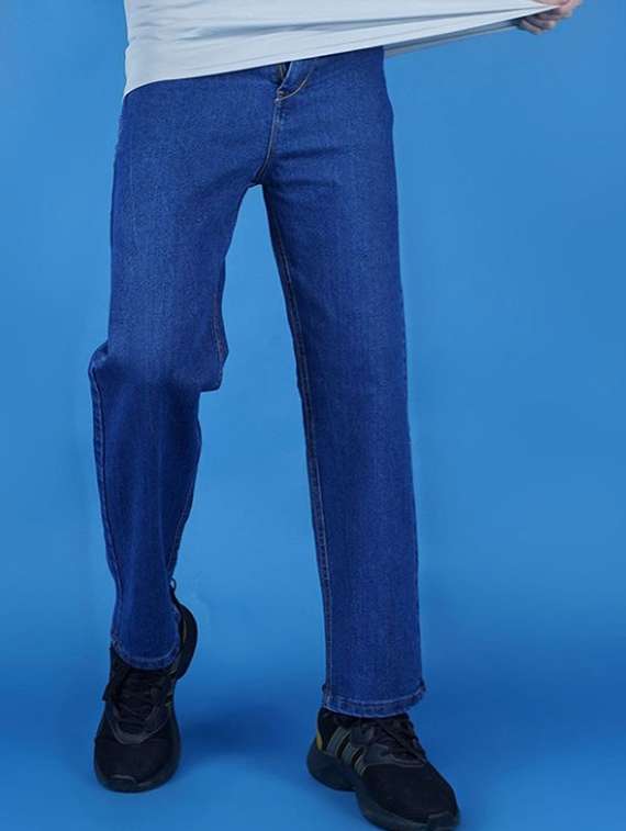 men plain mid rise straight fit jeans