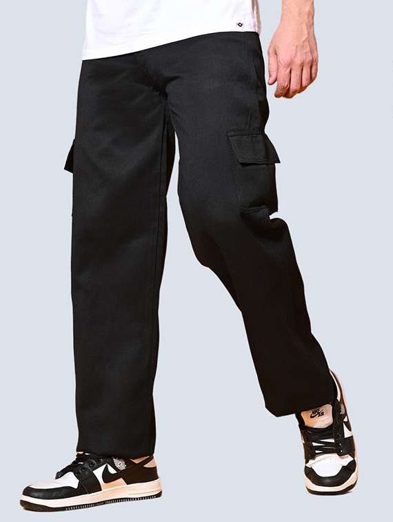 men solid mid rise relaxed fit cargo