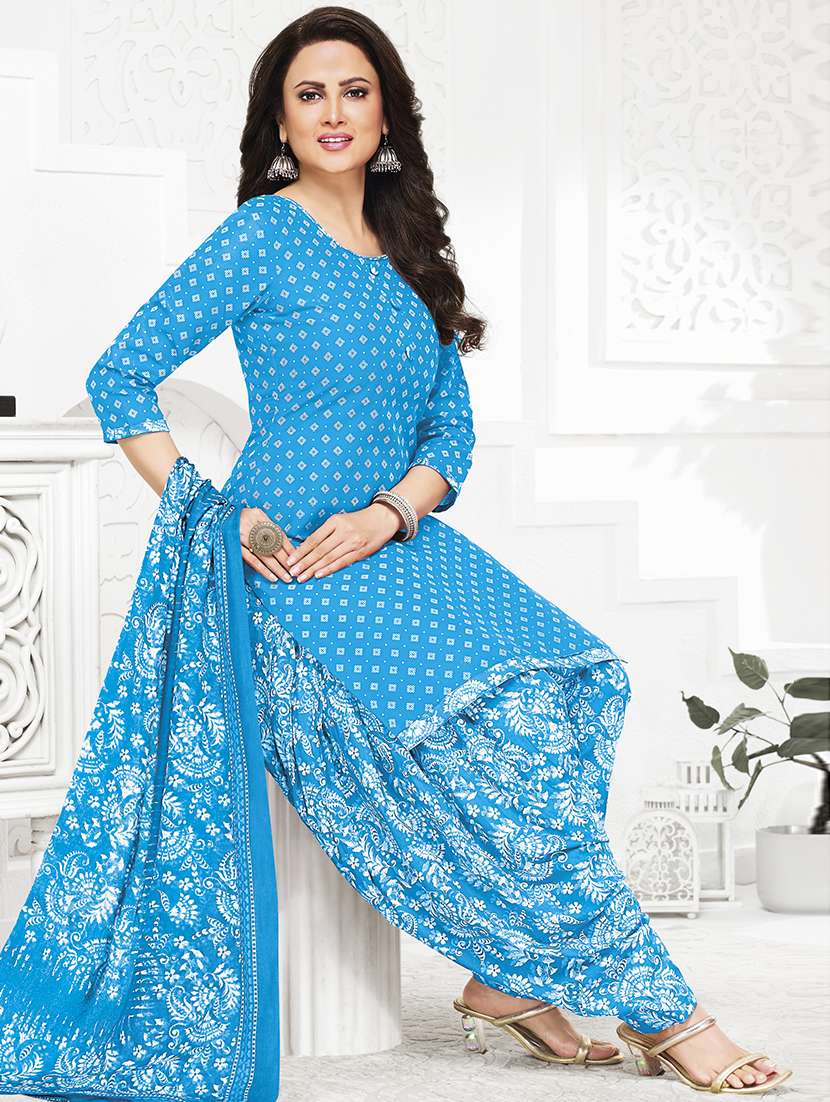 women printed three quarter sleeve kurta patiala with dupatta set - 22241973 -  Standard Image - 1
