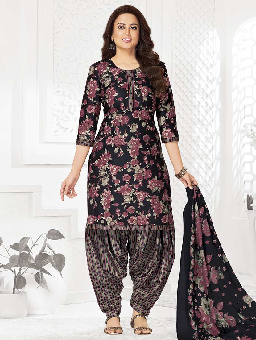 women floral three quarter sleeve kurta patiala with dupatta set