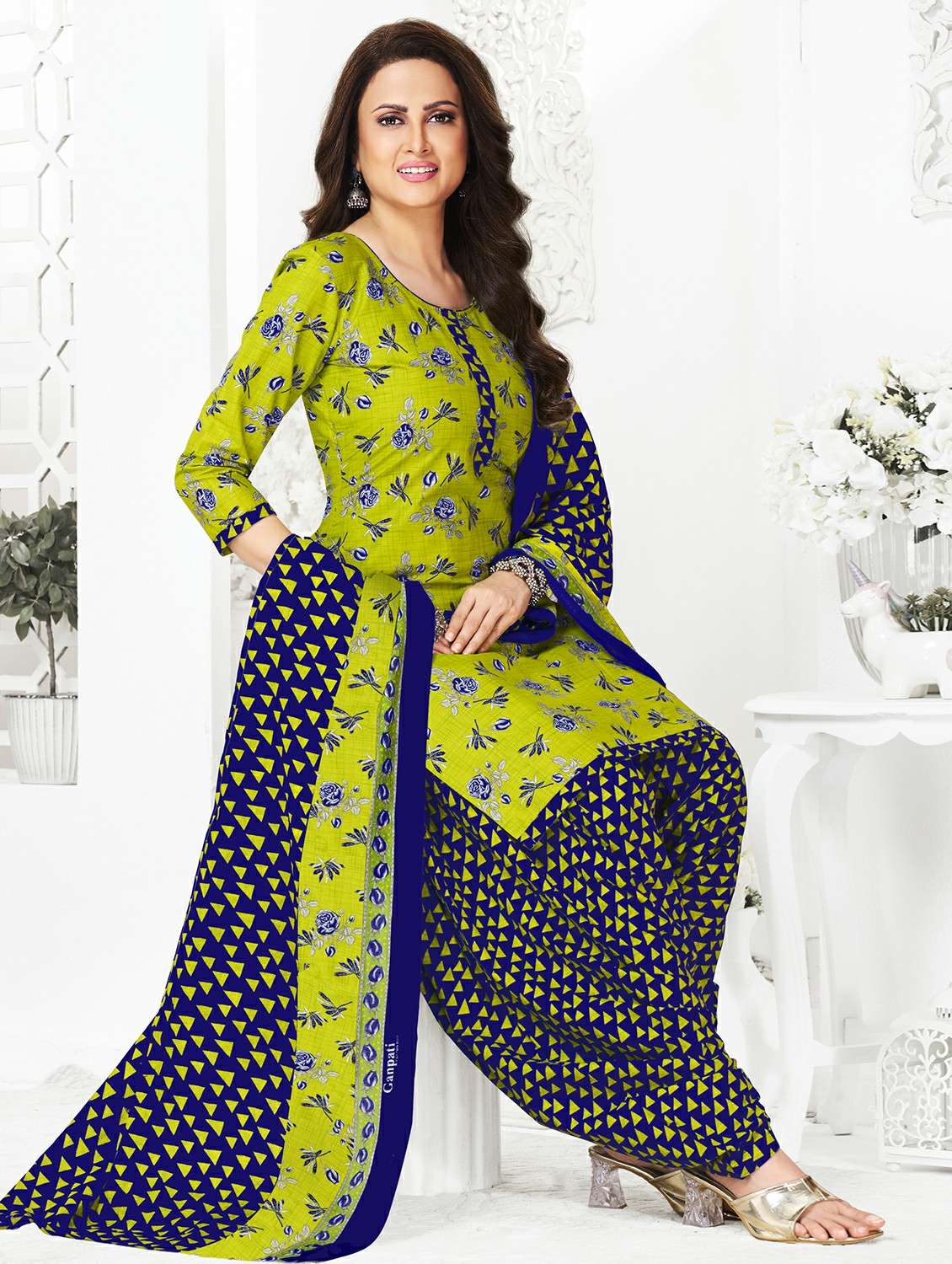 women floral three quarter sleeve kurta patiala with dupatta set - 22241994 -  Standard Image - 1