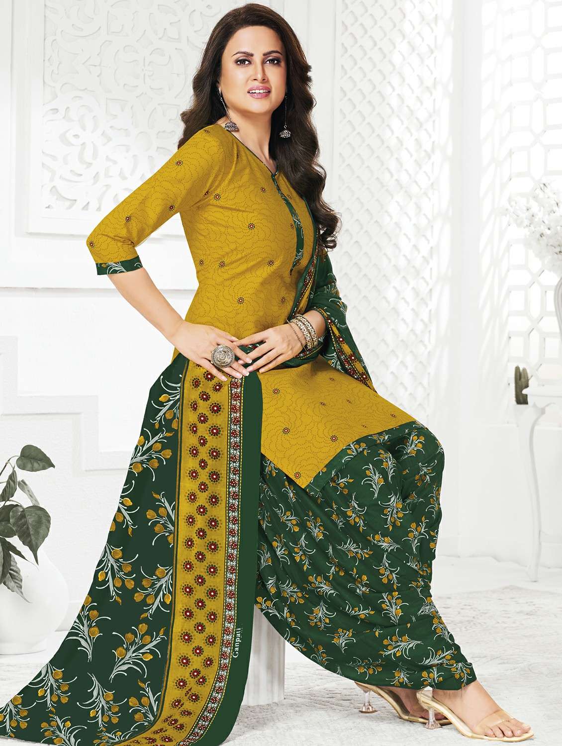 women printed three quarter sleeve kurta patiala with dupatta set - 22242002 -  Standard Image - 1