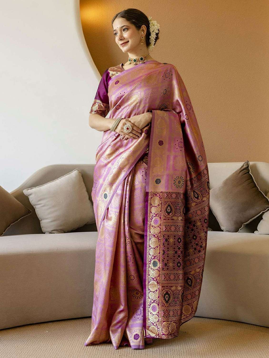 women self design banarasi saree with blouse - 22243550 -  Standard Image - 1