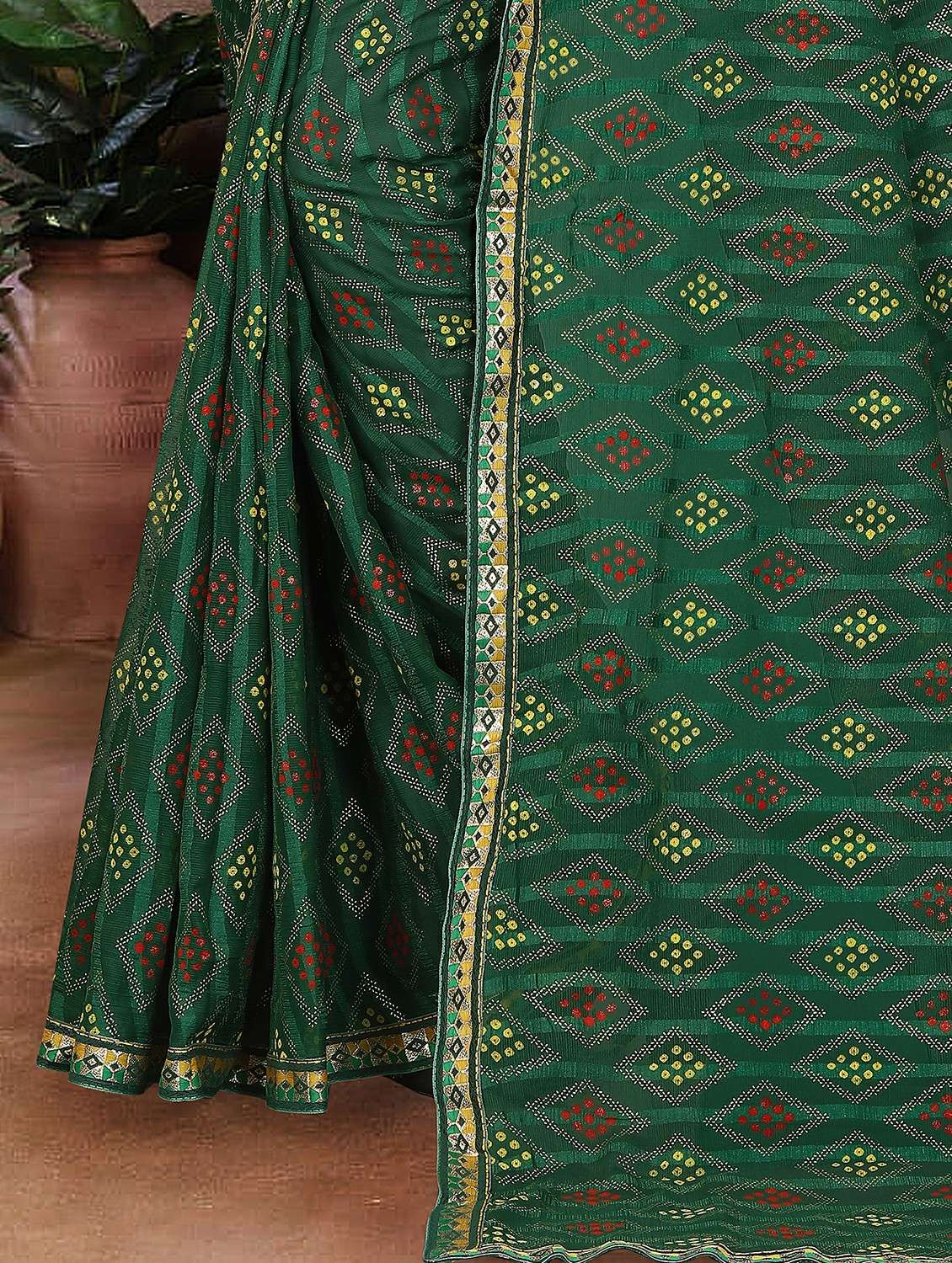 women bandhani printed saree with blouse - 22243595 -  Standard Image - 4