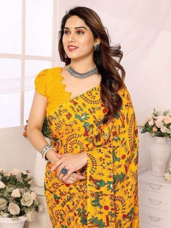 women printed casual wear saree with blouse - 22243610 -  Standard Image - 4