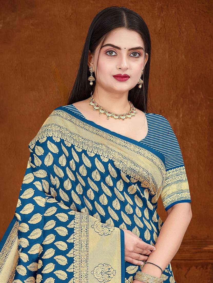 women self design banarasi saree with blouse - 22243632 -  Standard Image - 1