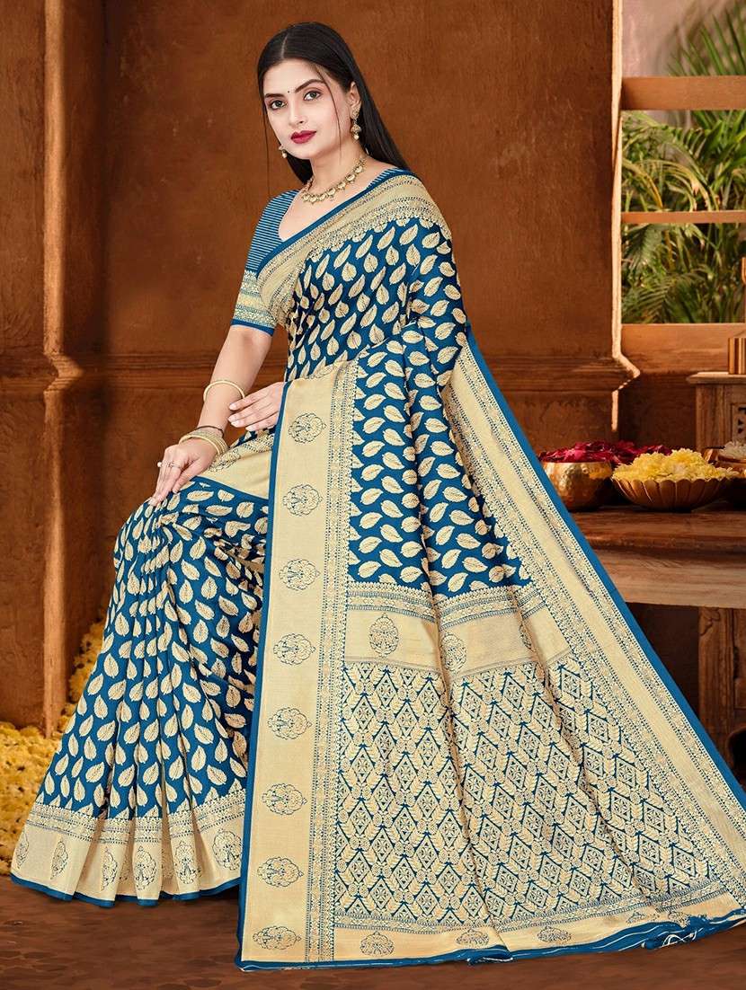 women self design banarasi saree with blouse - 22243632 -  Standard Image - 4