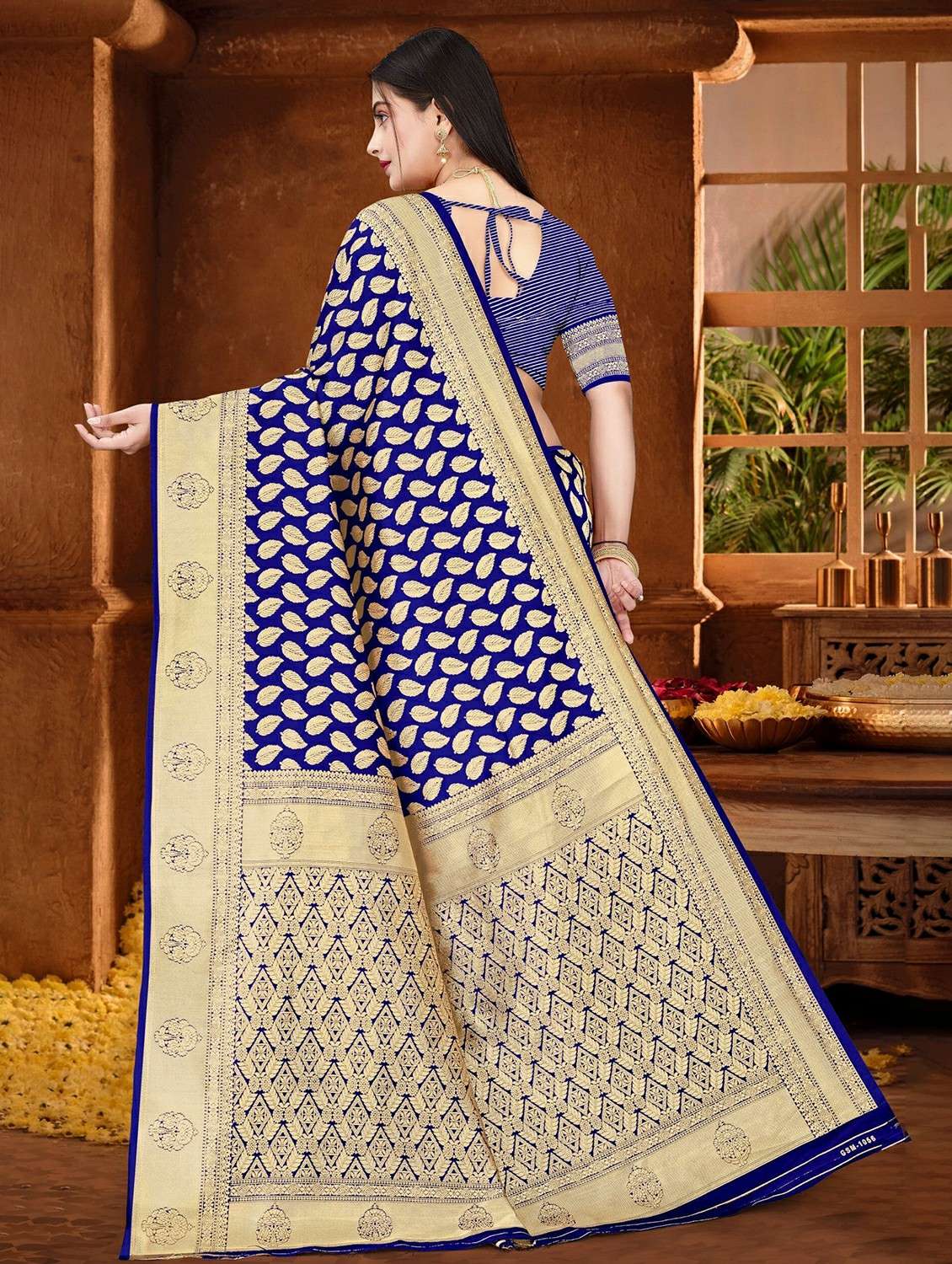 women self design banarasi saree with blouse - 22243635 -  Standard Image - 4
