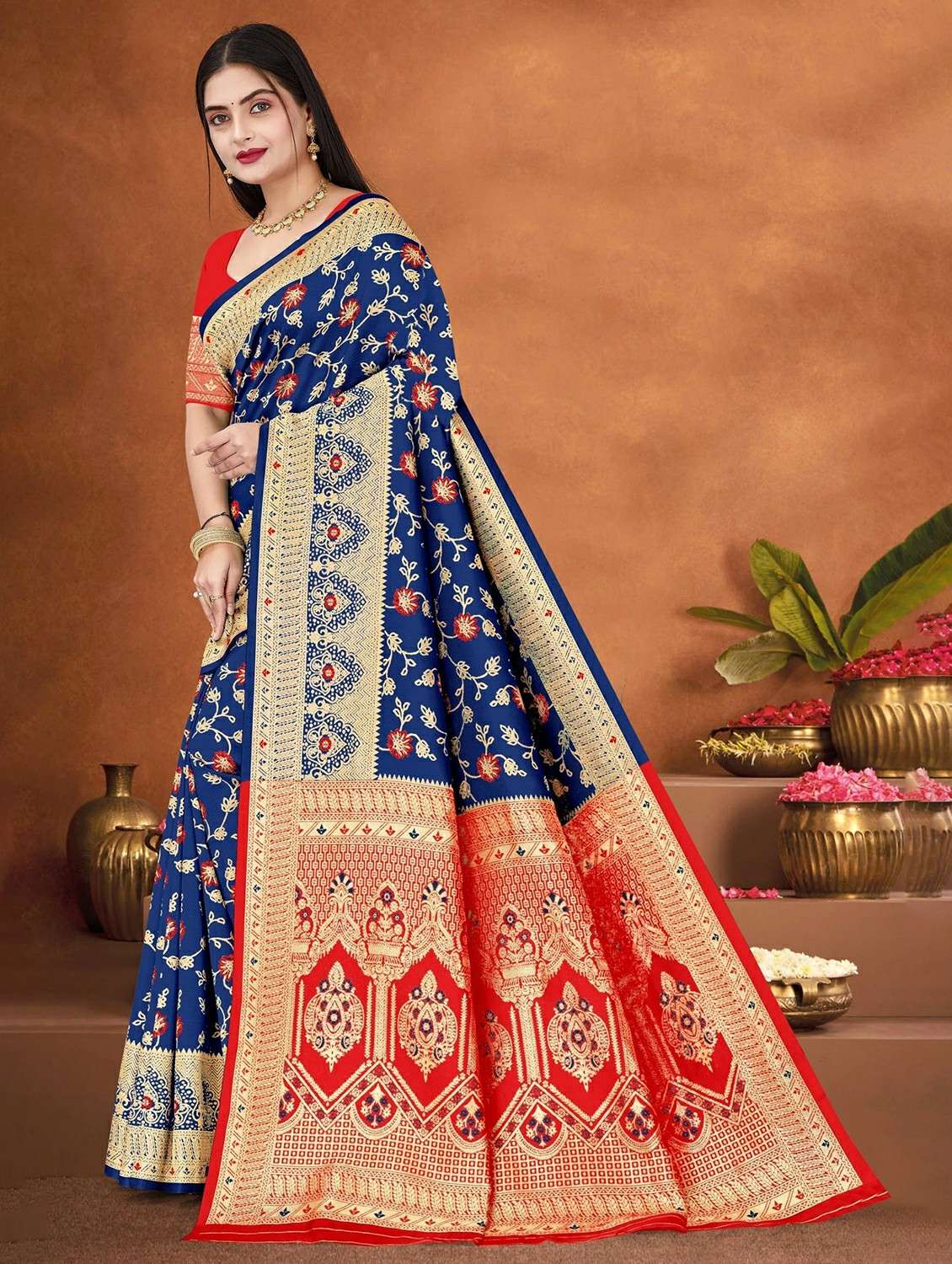 women self design banarasi saree with blouse - 22243649 -  Standard Image - 1