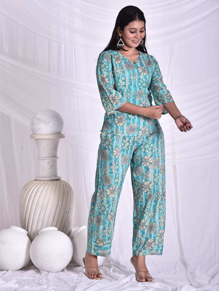 women printed top and trouser co-ord set - 22244034 -  Standard Image - 1