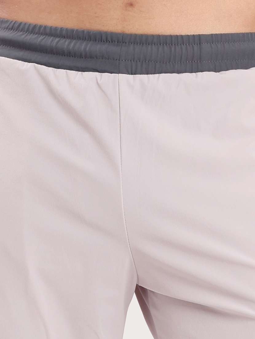 men color block low rise regular fit jogger - 22244135 -  Standard Image - 4