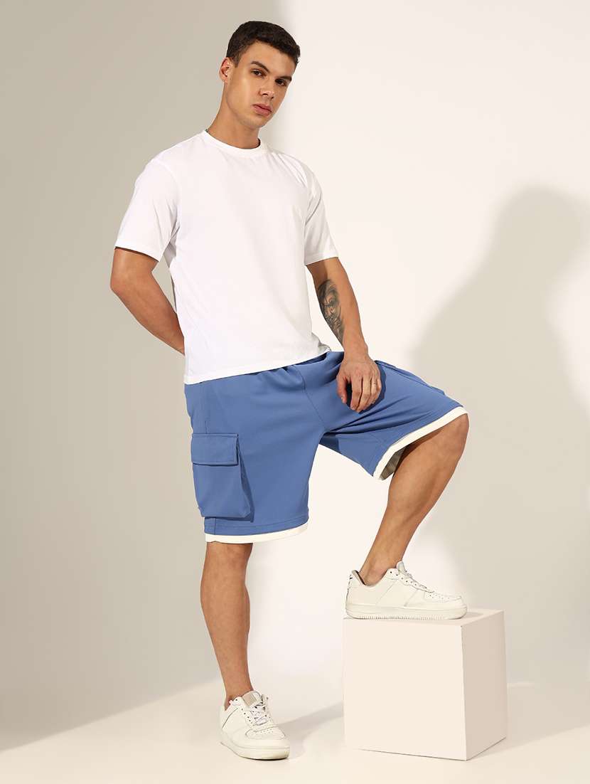 men solid low rise relaxed fit shorts - 22244197 -  Standard Image - 4