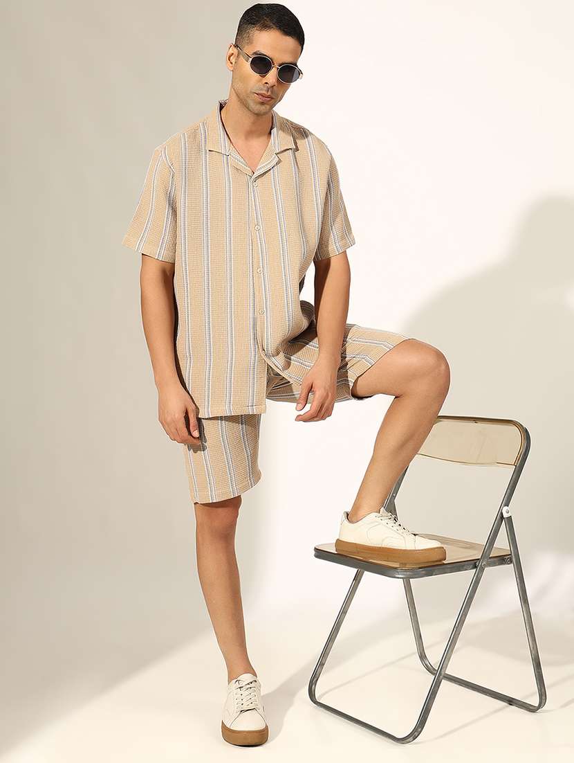 men striped shirt and shorts co-ord set - 22244213 -  Standard Image - 4