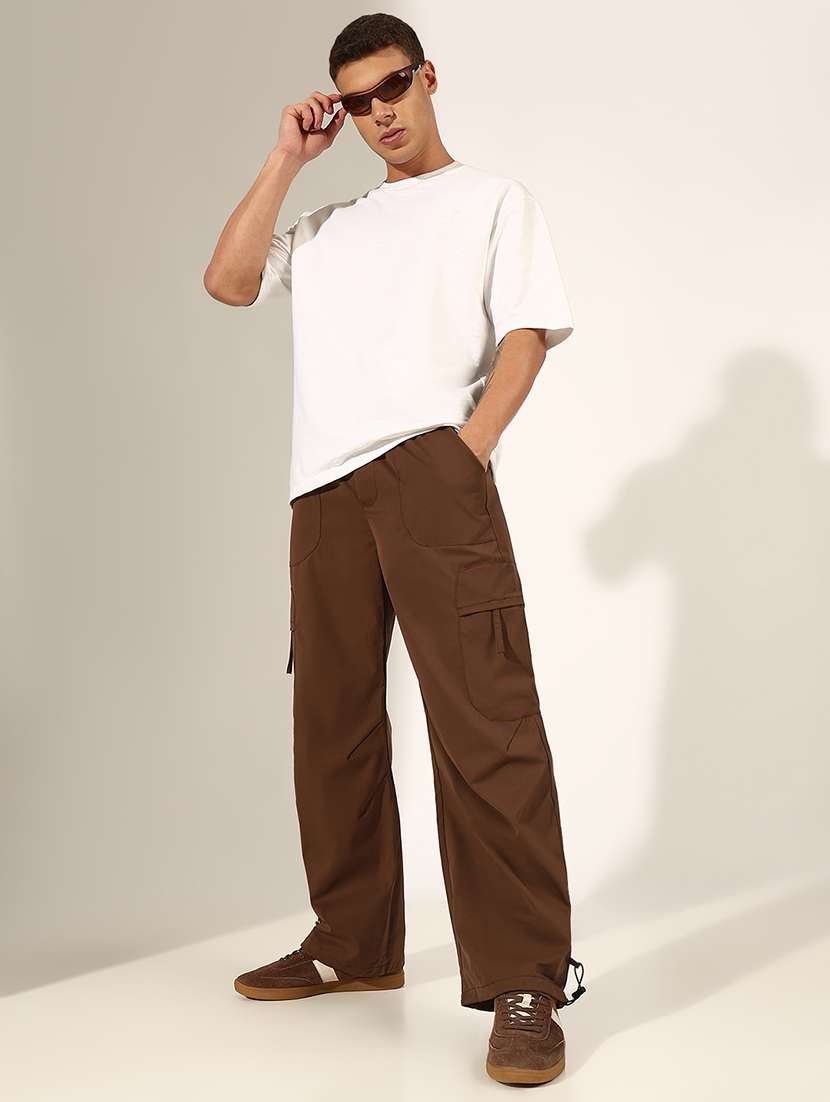 men solid mid rise relaxed fit cargo  - 22244231 -  Standard Image - 4