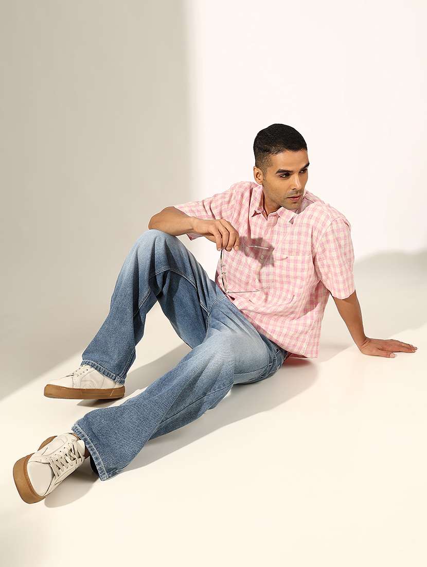 men checkered short sleeve loose fit shirt - 22244303 -  Standard Image - 4